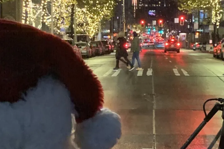 a close up of a traffic light